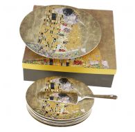 Porcelain Cake set "The Kiss" series on a gold background