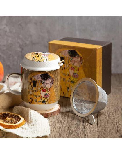 Cup for tea "The Kiss" series on a gold background