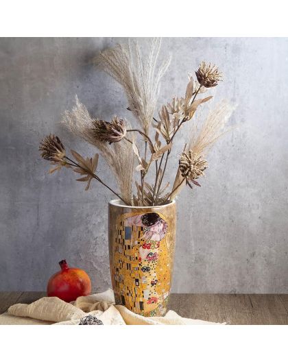 Porcelain vase "The Kiss" series on a gold background - 22cm