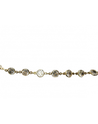 Eyewear chain in gold color with zircons