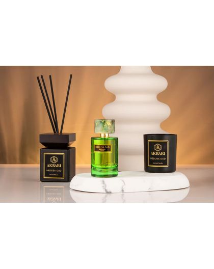 Akbari Candle MEDUSA OUD