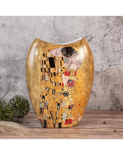 Porcelain vase "The Kiss" series