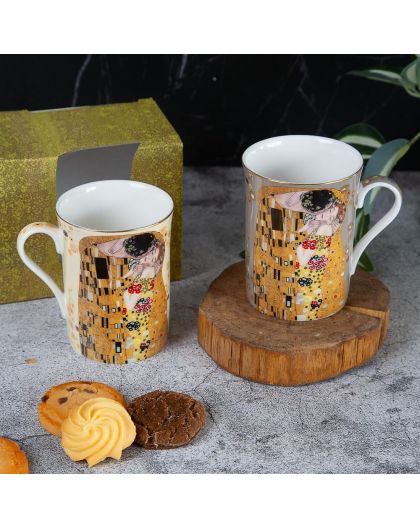 Set of two cups "The Kiss"