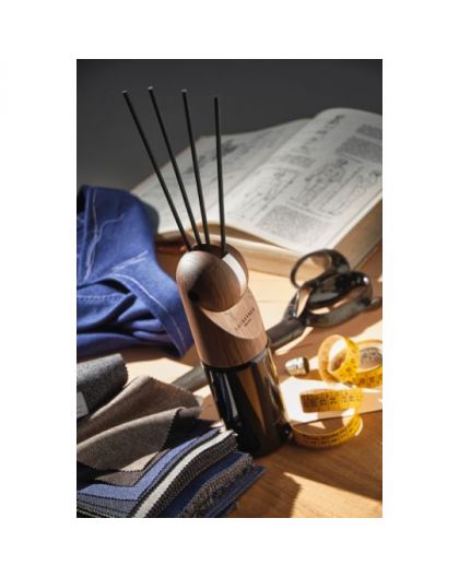 Locherber Diffuser Mannequin