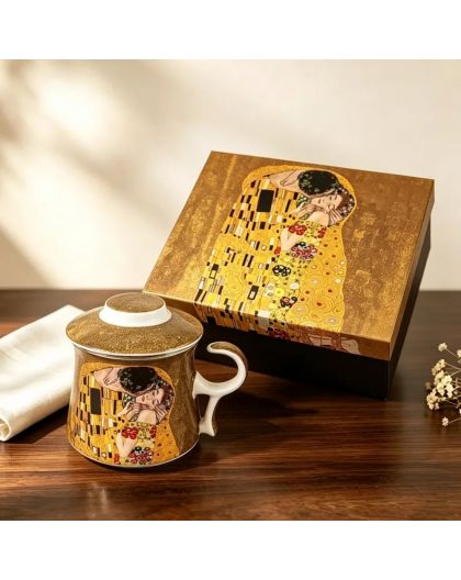 Cup for tea "The Kiss" with metal strainer and lid, 320ml