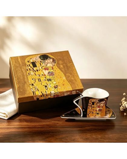 Set of two espresso cups, Gustav Klimt, The Kiss in black and gold, 90 ml