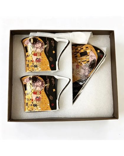 Set of two gift cups with saucers and spoons – The Kiss in black and gold – 180 ml