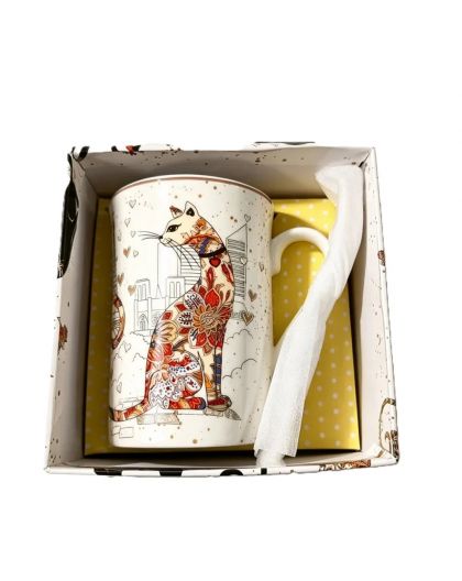 Gift cup with porcelain spoon, Cats tenderness, 300 ml