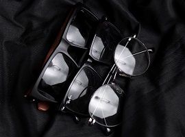 EYEWEAR